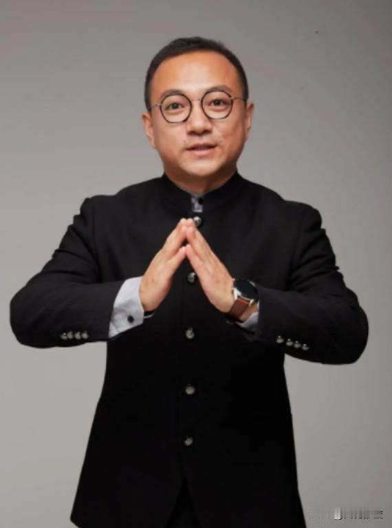 山重水复疑无路，前额叶同学来救场。作为《爱情没有神话》中《山鬼令》的网文作者