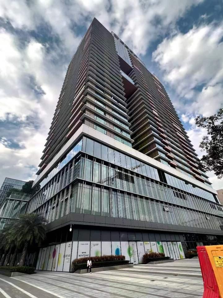 4.4万买太子湾.湾玺，蛇口次新顶豪/高层无敌海景/三面采光，5折拍卖~太子