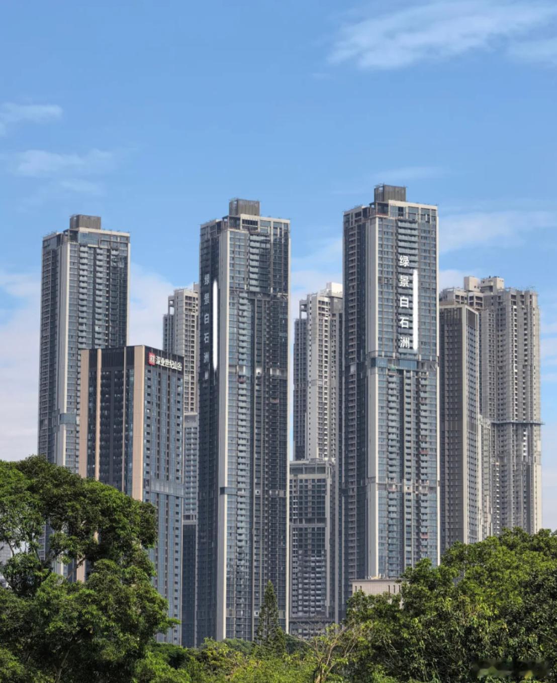 每次涉及火灾的新闻，香港火灾深圳的高层住宅问题都会被再提及一次，作为中国高楼最