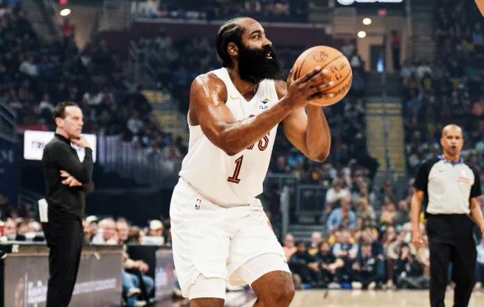 前两场打魔术，加兰没打，所以导致阿伦形同虚设，但都赢了，因为班凯罗这两分真打不死