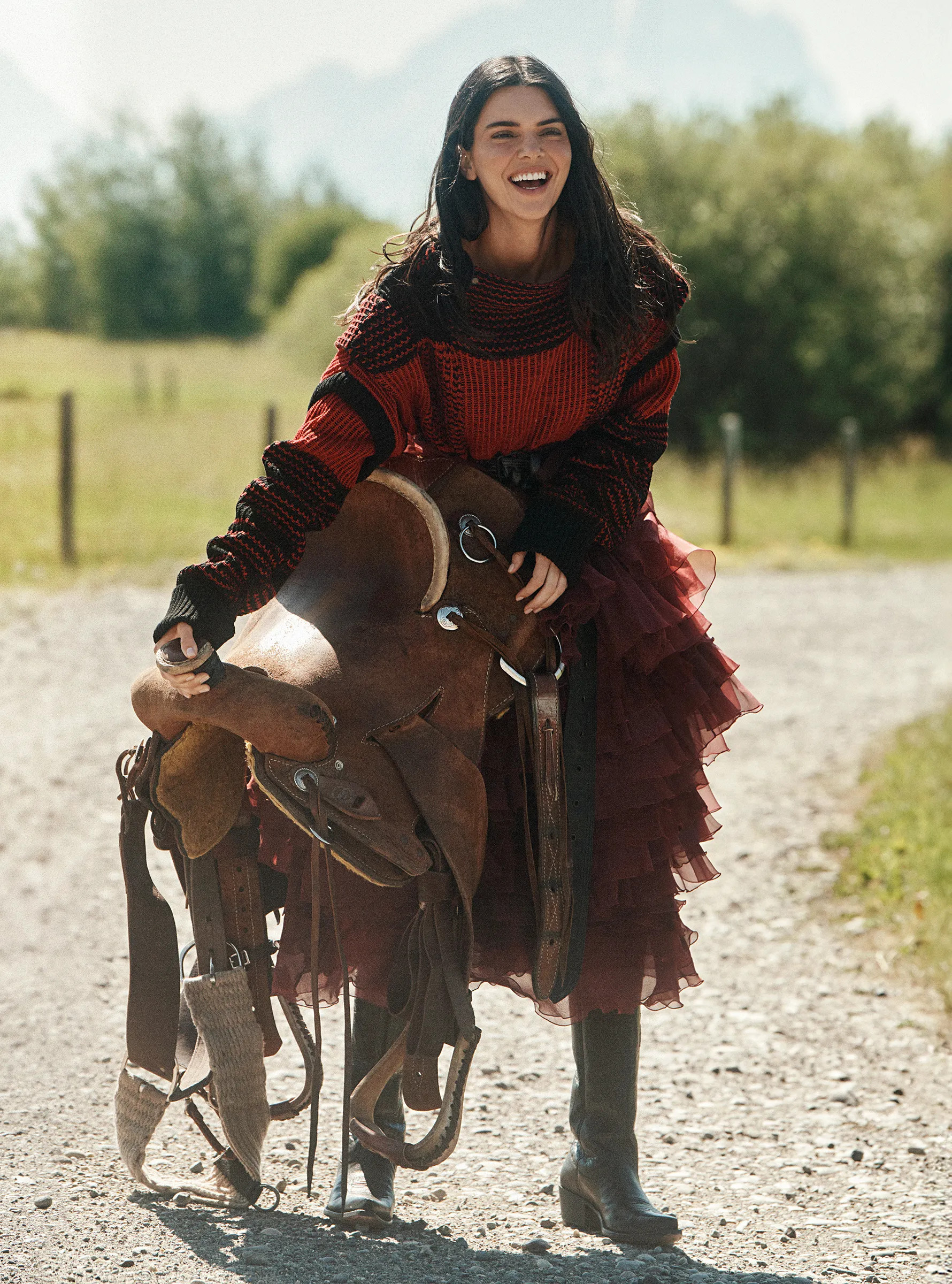 WOW~~肯豆KendallJenner和GigiHadid登上《VOGUE