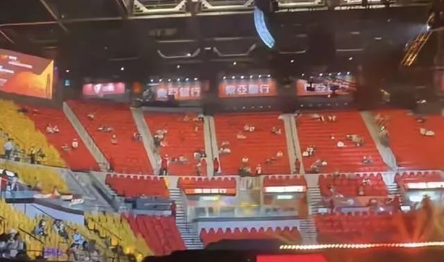 水谷隼看着香港总决赛的空看台，说乒乓球要离日本越来越远了。你信吗？我一开始也不