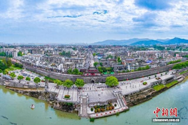 湖北襄阳奋力打造中西部发展的区域性中心城市