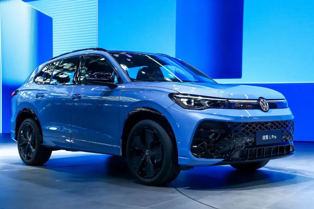 途观L以18, 477辆的销量成绩, 成为最畅销的合资SUV
