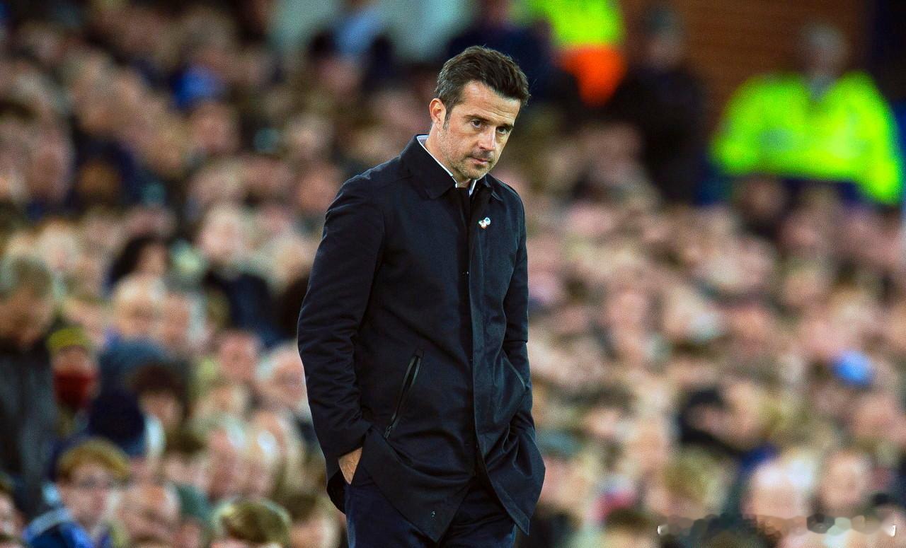 英超第24轮比赛，富勒姆在老特拉福德以2-3的比分不敌曼联。赛后，“农场主”主帅