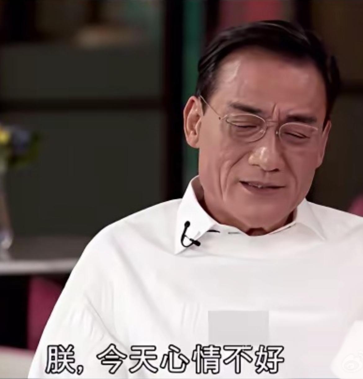 梁家辉自曝自己就是那个念台词数数字：1、2、3、4、5…的演员，他还借那部电影拿