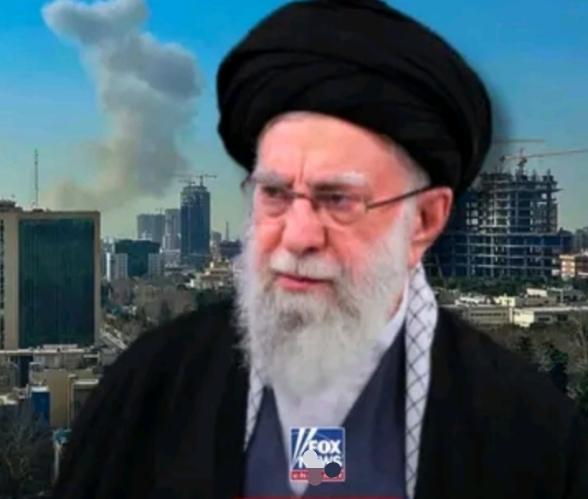 据说第一个曝出哈梅内伊去世消息的是美国媒体Fox（福克斯）。由此可以看出，有