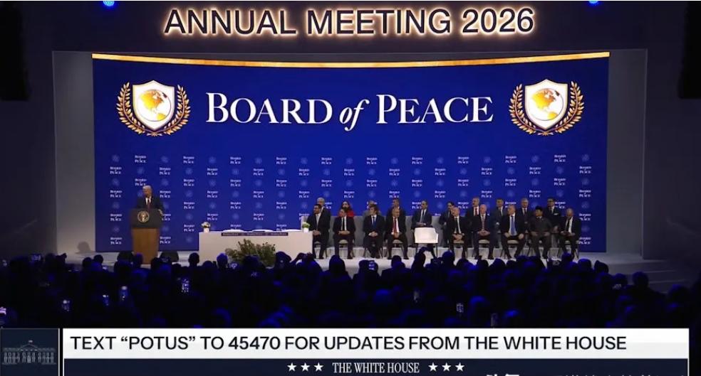 特朗普，终于低头了！那个曾经叫嚣要“退出联合国”、“另起炉灶”的狂人，在今天