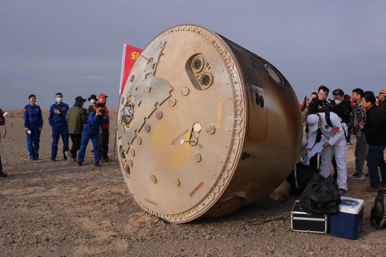 神舟二十号飞船回来了！2026年1月19日清晨，一条不算太突出的新闻悄然登上