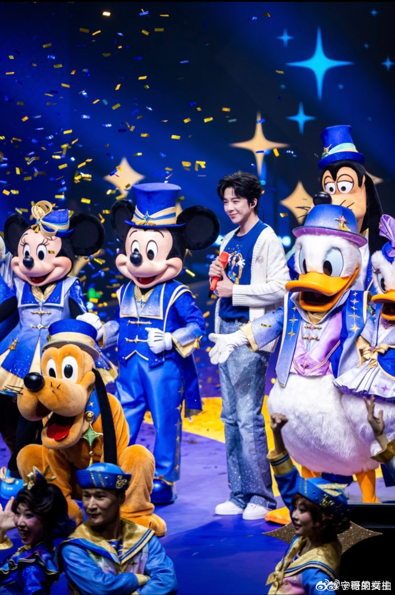 摩登兄弟关于身高和身材这块，刘宇宁谦虚不了一点儿，否则就是骄傲了。刘宇宁出席