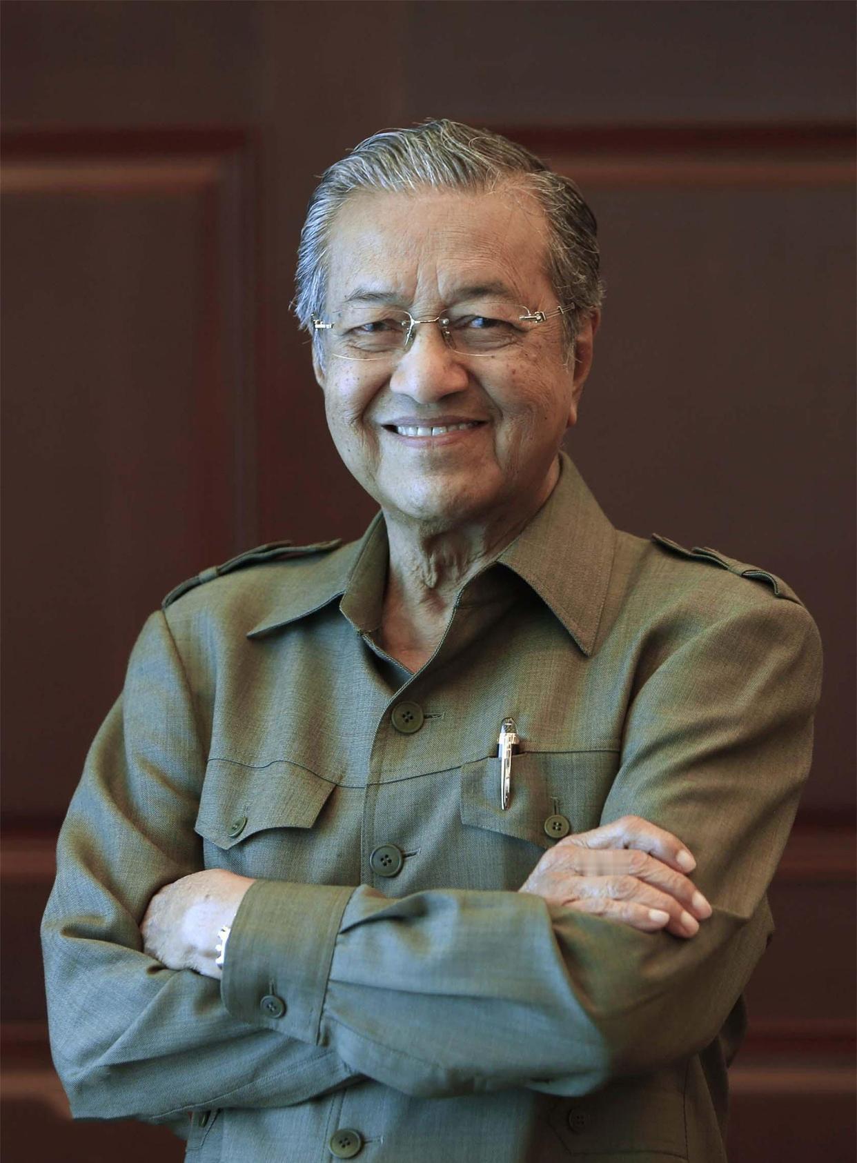 易被忽视的长寿关键：持续性脑力活动马来西亚前总理马哈蒂尔（1925年生，今年