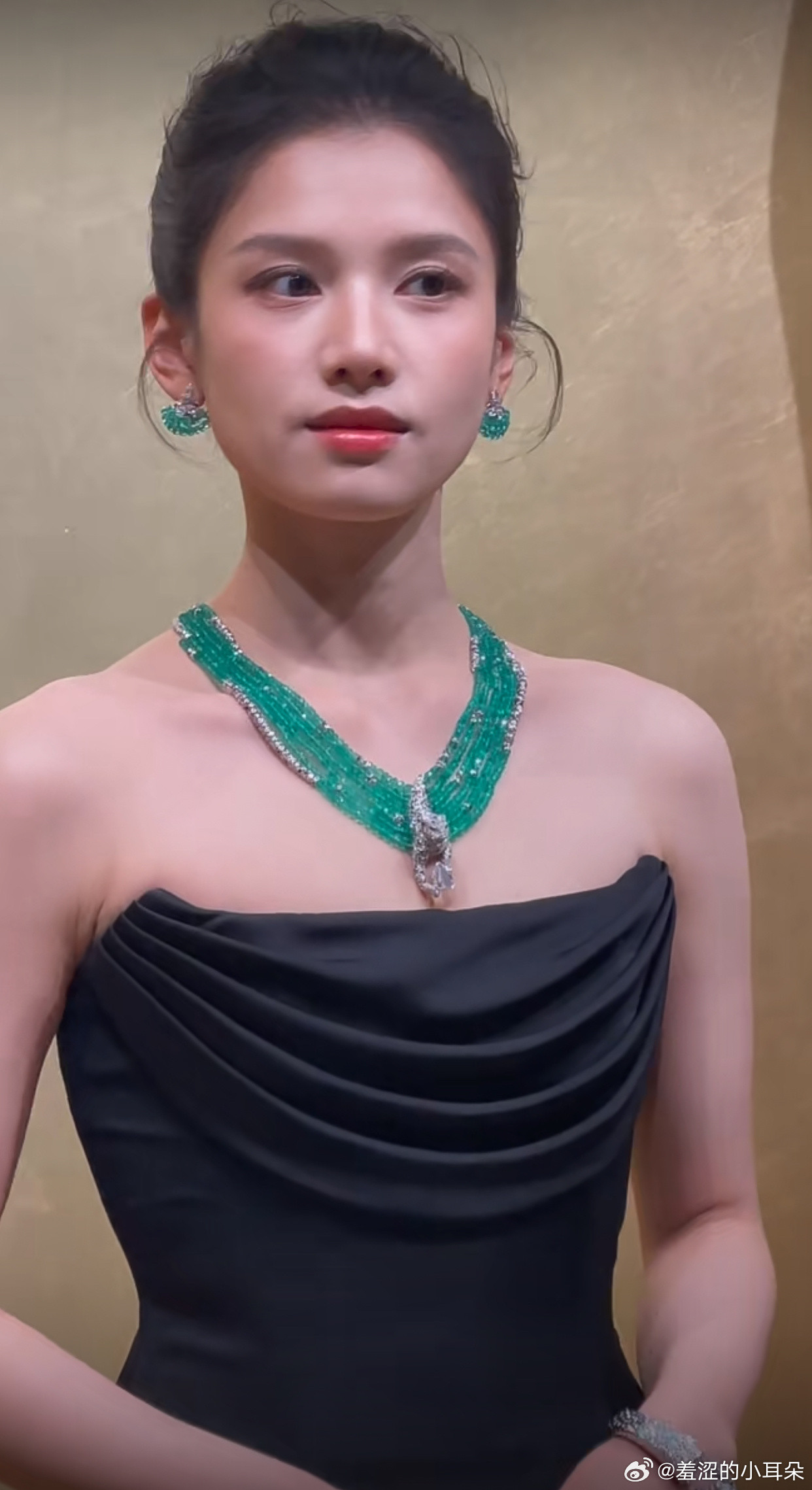 张婧仪、宋佳、朱珠出席卡地亚线下活动，感觉这几款的高珠都有点丑​​​