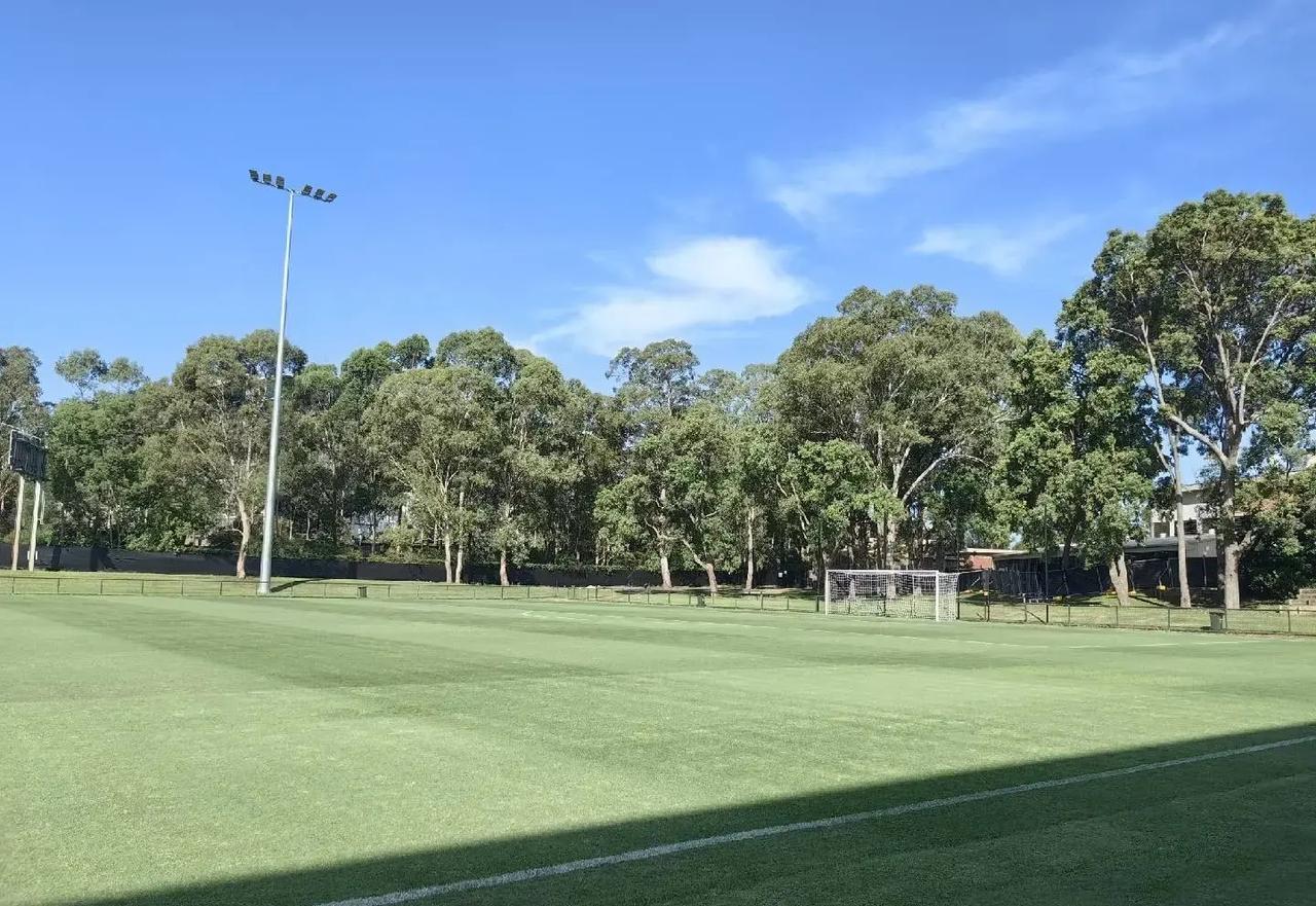 中国国足这操作，真是让人觉得“有意思”！未战库拉索，先输库拉索。3月27日国