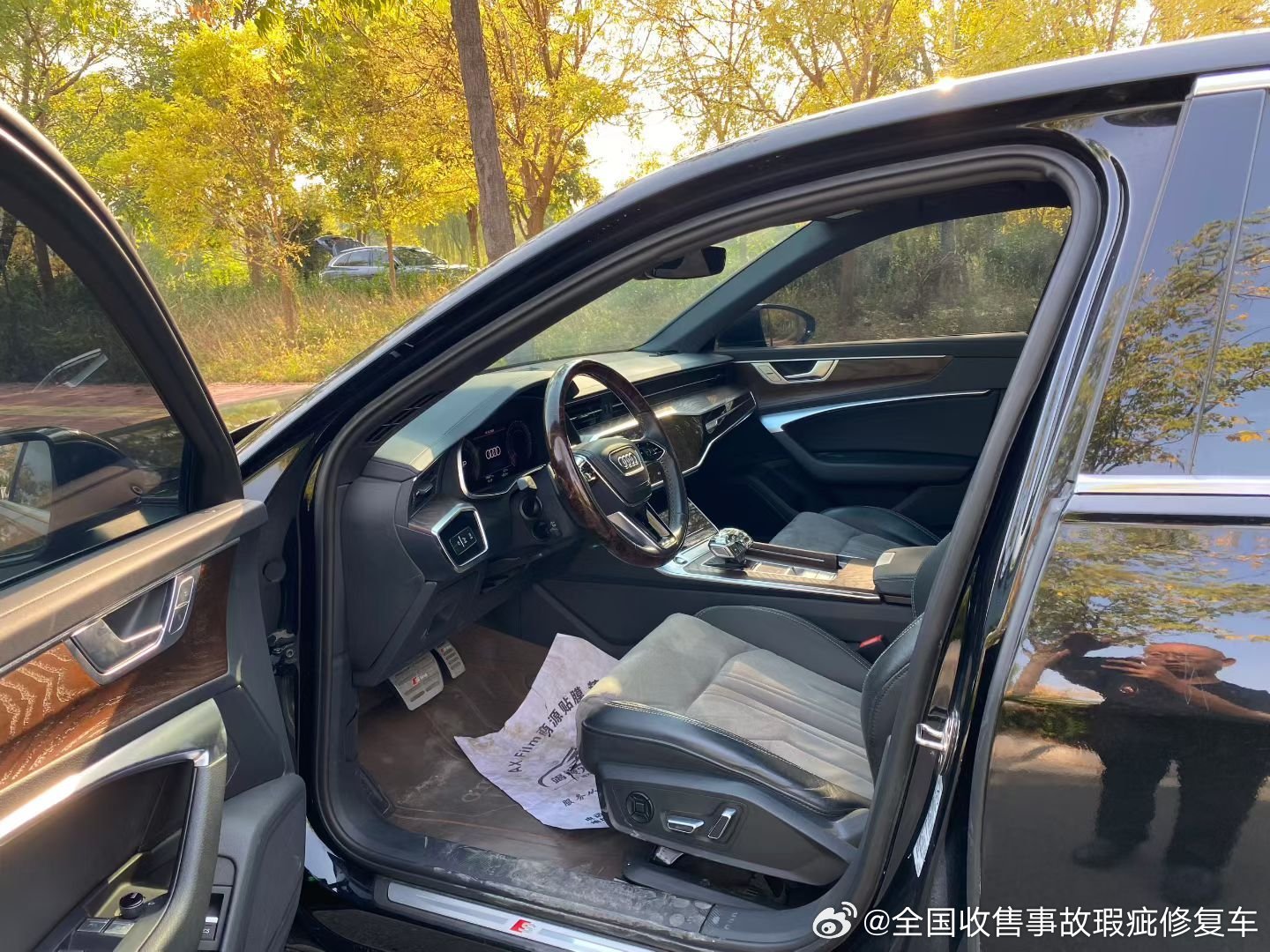 23年奥迪A6L改款40豪华动感型，更换前杠大灯，气囊没出，价格便宜，喜欢的老板速度联系​