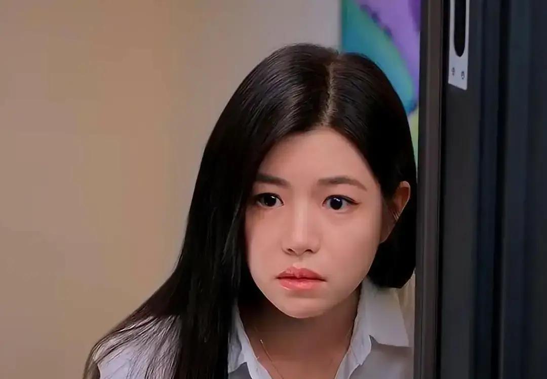 别信什么服装共享了。横店85%的剧组在用，但演员投诉衣服不合身的多了40%。