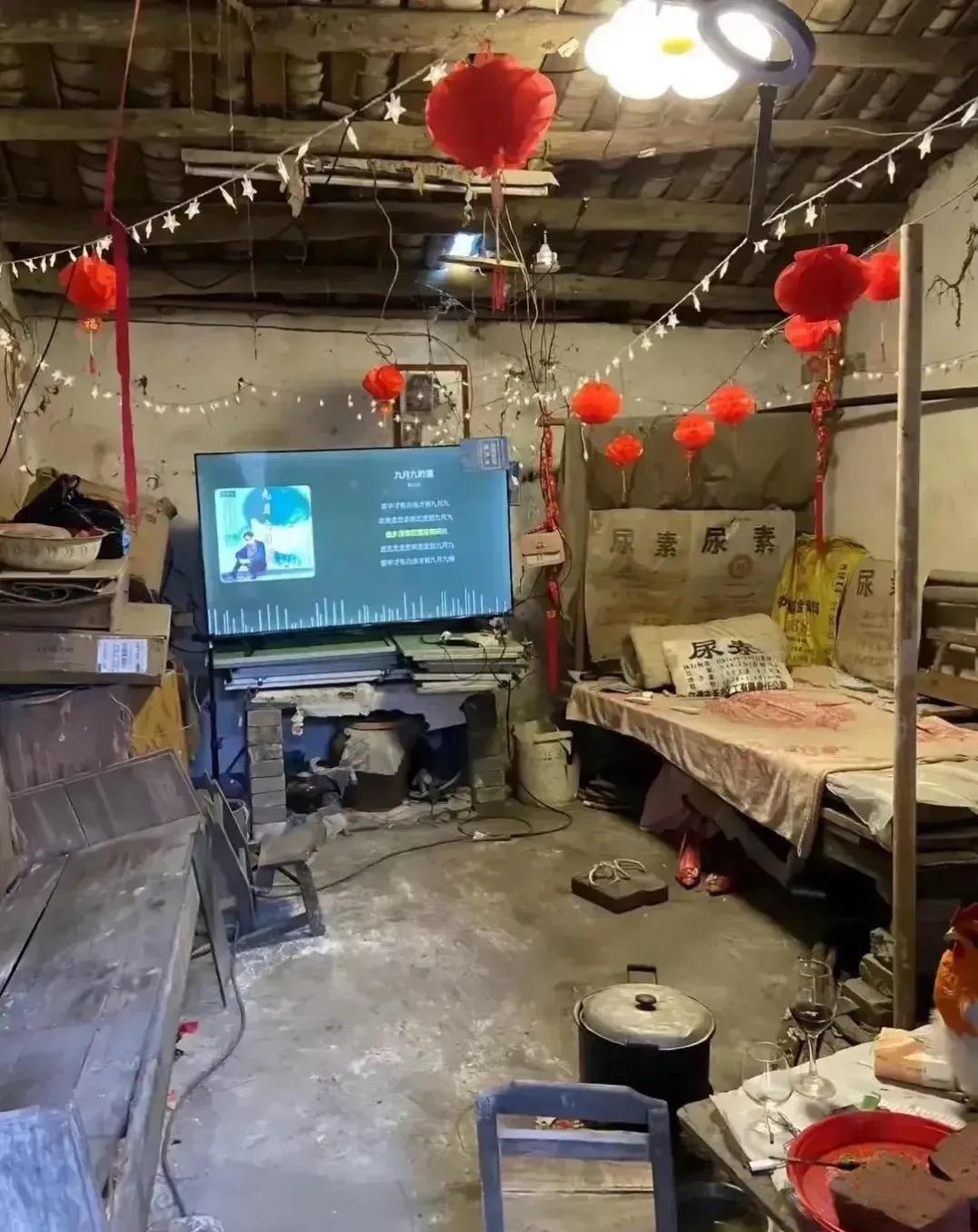 不管怎么春节晚会必须安排