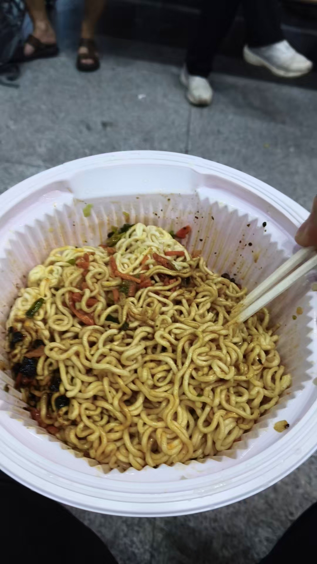 就说怎么一股子味