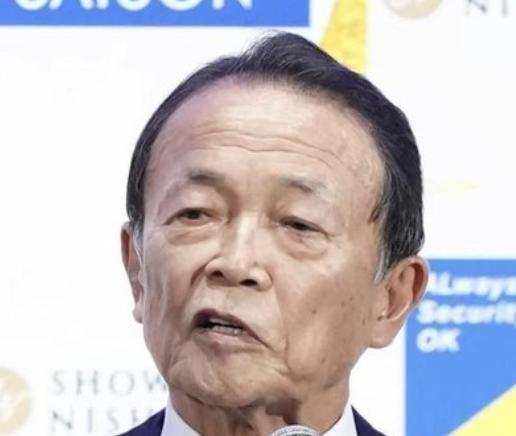 “我宁愿在美国住下水道，翻垃圾！也不回中国！”谁能想到，说出这句话的人，竟然是满