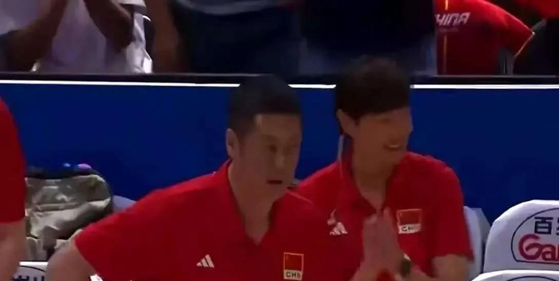 即将到来的中日女排之战，不禁为赵勇捏把汗！昨晚看了日本和意大利的比