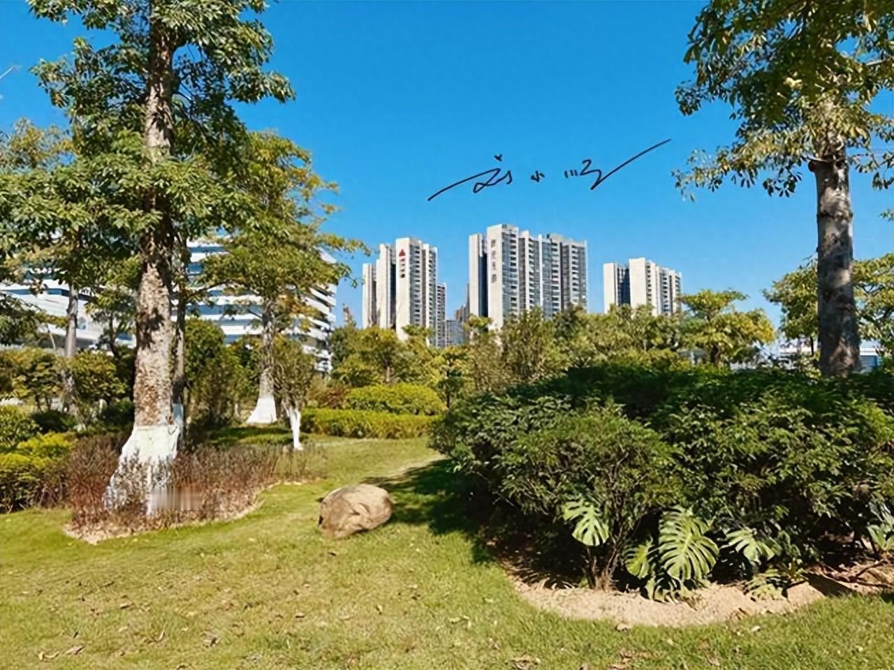 广州黄埔区的中新广州知识城是一座颇具发展潜力的新城，却常因名称和区位问题，被大家