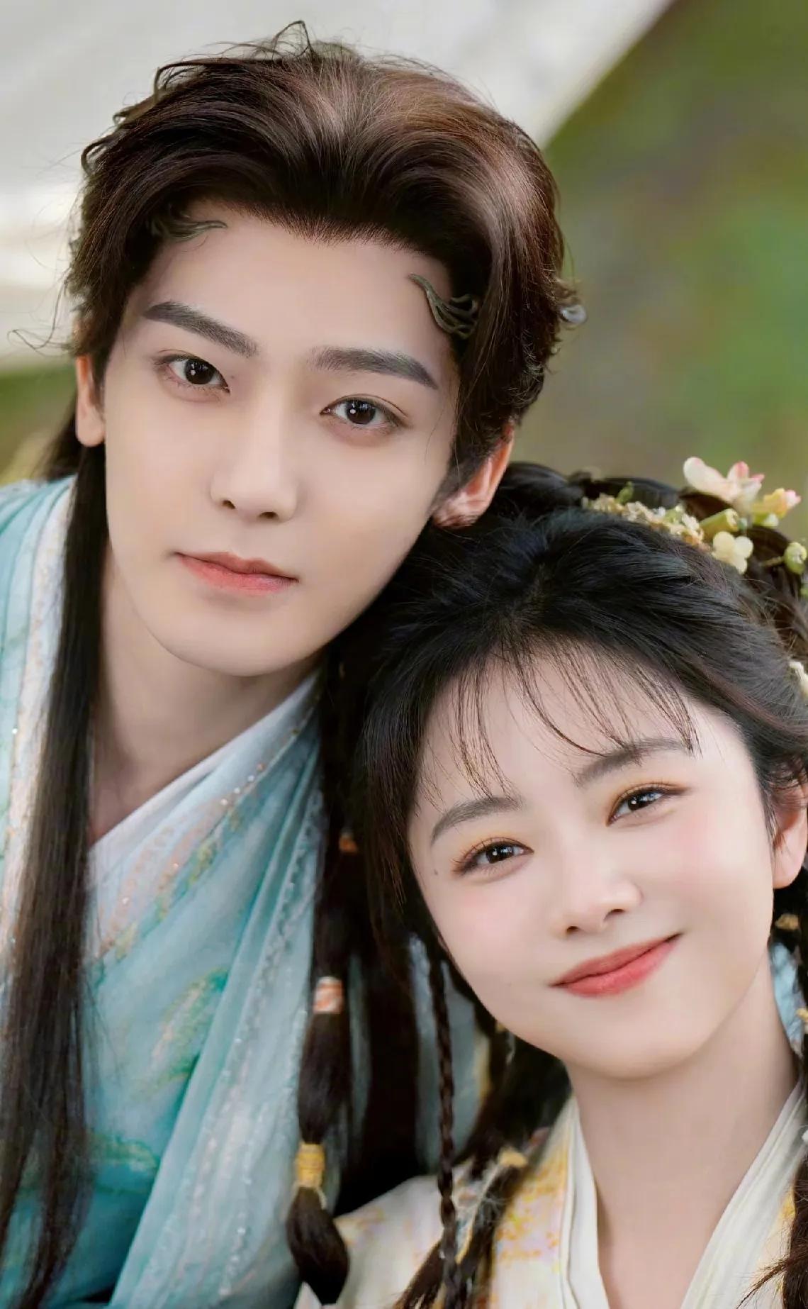 谭松韵的逍遥就这样扑了，刚好赶上隔壁于正的玉茗茶骨同时播出。这真不是演员问题，