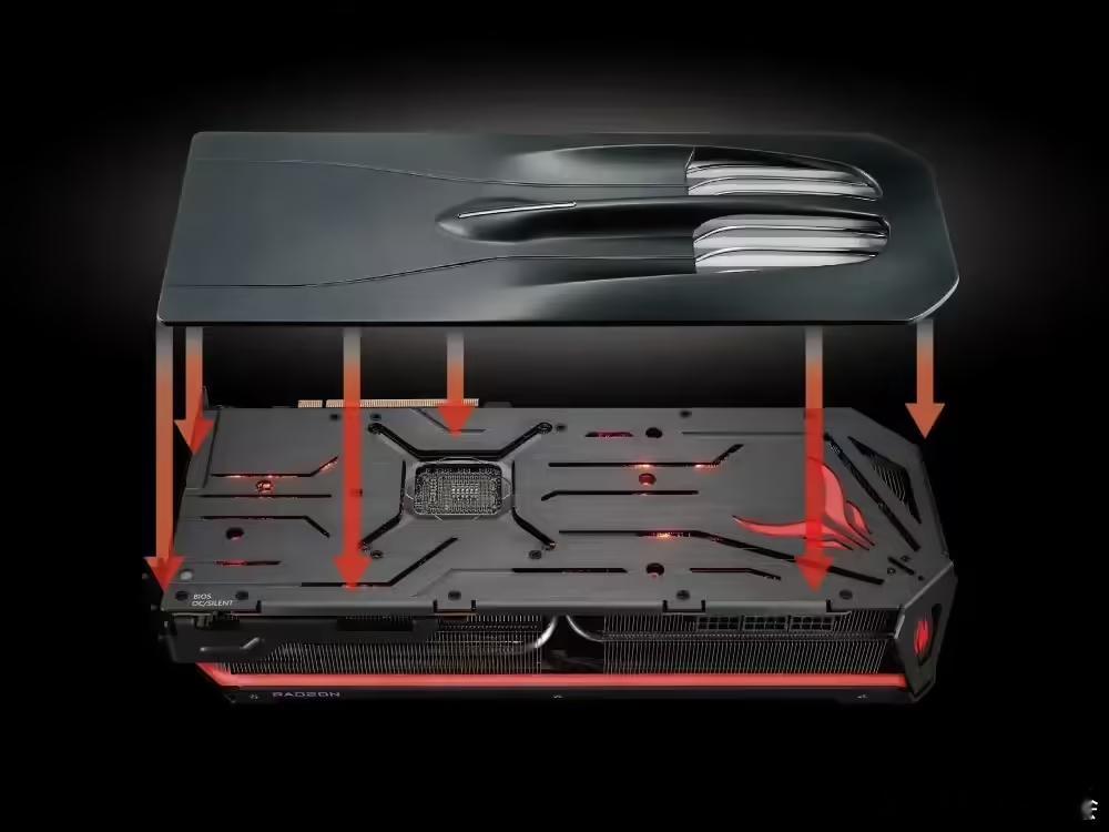 我觉得现在显卡的非工设计已经卷错方向了，你看公版5090中置PCB+双垂直风道多