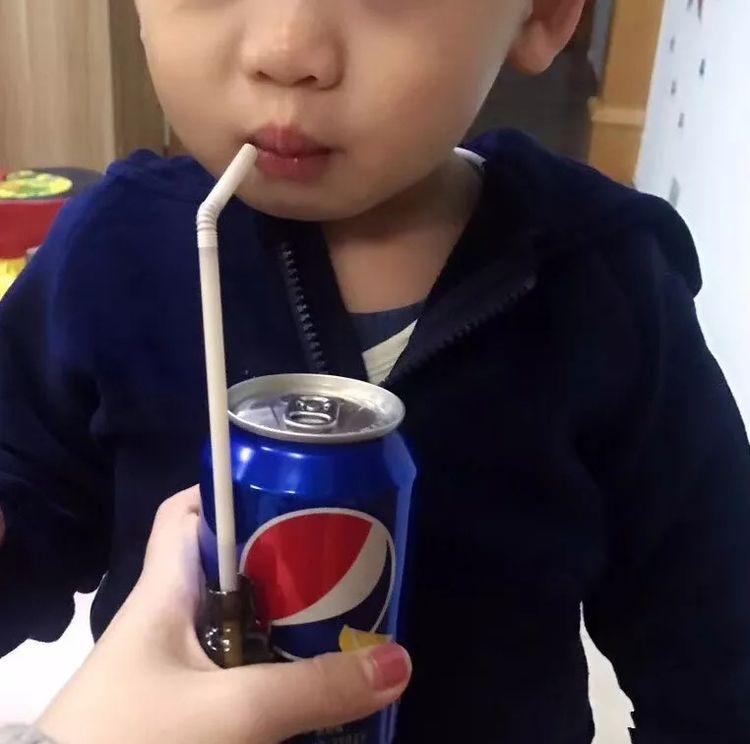 谁说喂孩子喝药难了, 隔壁二胎妈妈教了一招