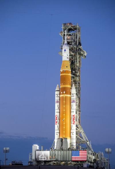 美国的阿尔忒弥斯2号太空发射系统（SLS）火箭，计划下个月7-11日执行为期