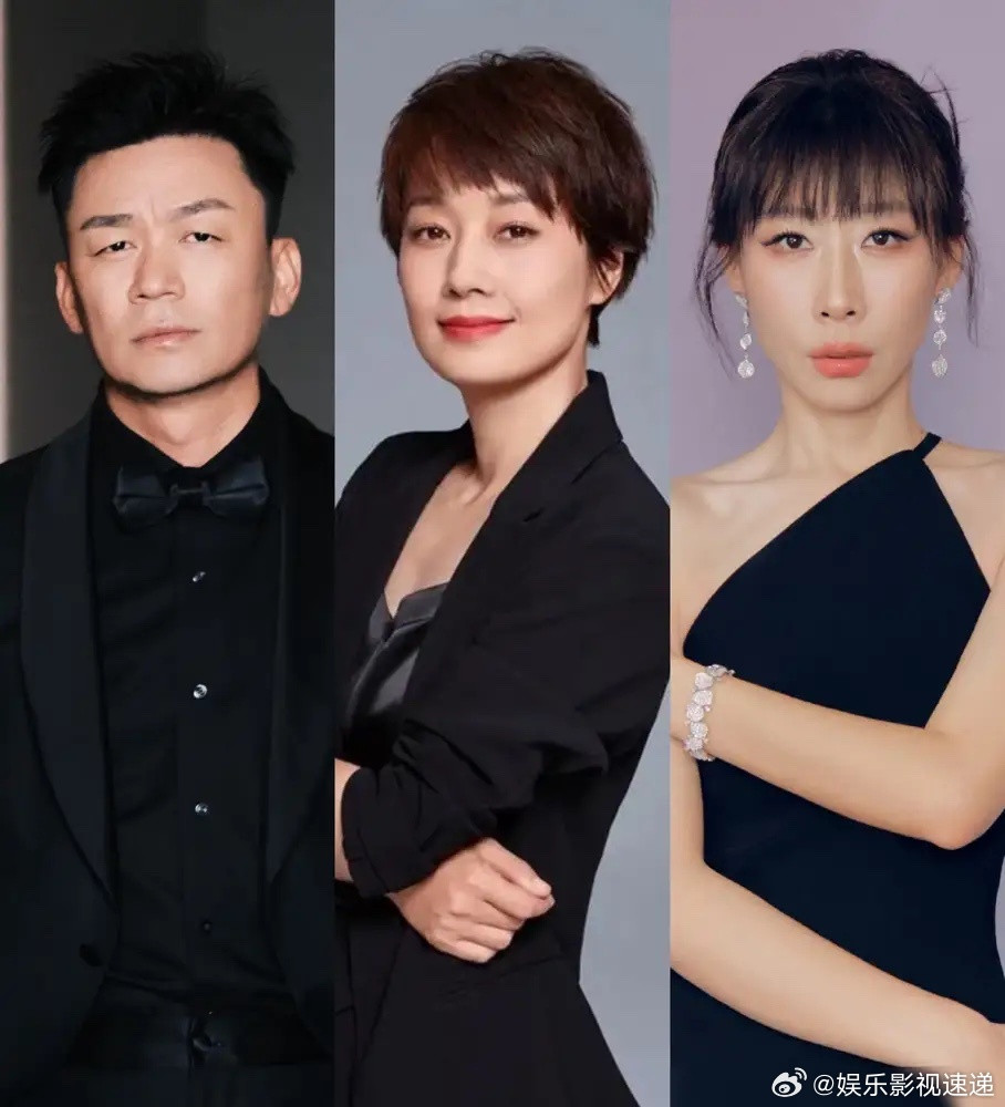 金鹰奖把红毯砍了，真敢。24个提名演员，到了21个。胡歌、于和伟、闫妮、宋佳全坐在台下，没一个人靠奇