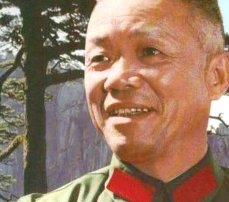 1981年，一位功勋赫赫的老将军，为了让家乡父老免受寒冬之苦，亲自批示调运一批军