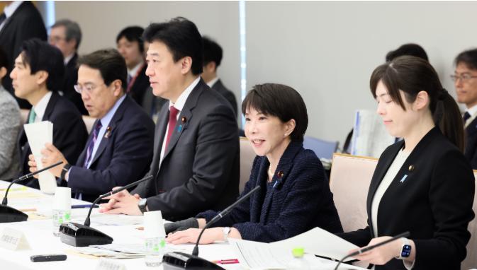 日本坐不住了，开始频频向中国喊话诉苦！但就在日本急着想坐下来谈谈的时候，江苏无锡