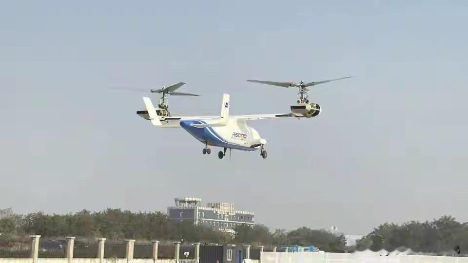 临近年底，真是好消息不断，瞧瞧，又一款中国制造，“镧影”R6000”6吨级倾转