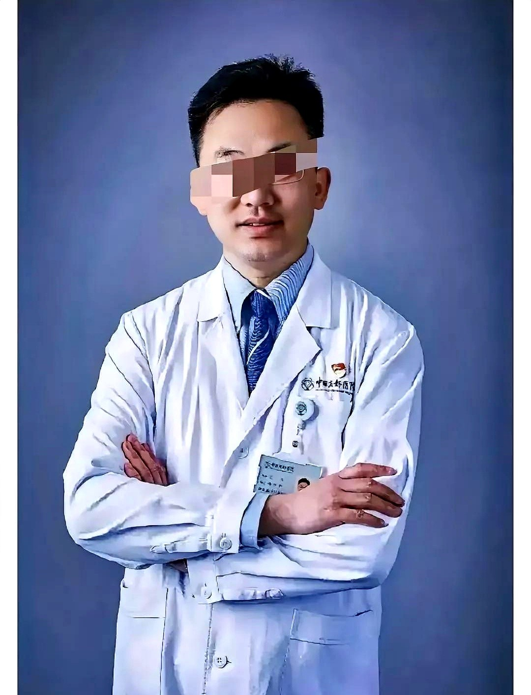 发现没？肖飞的父母也不是寻常人啊！要说知识分子家庭教孩子这事儿还真有意思