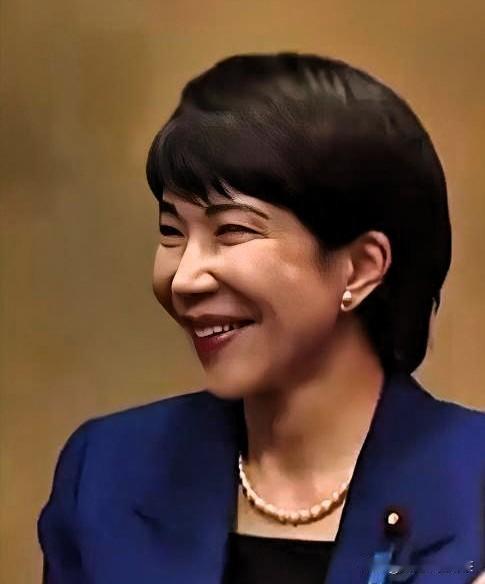 高市早苗这回算是彻底不装了。12月23号晚上她在东京演讲，直接把话挑明了：日