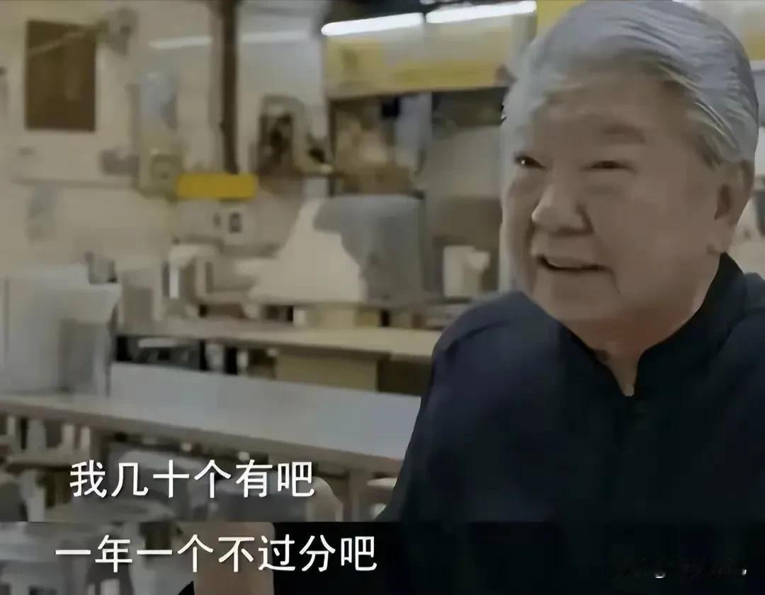 有一些人真的是太过分了，蔡澜先生在的时候你们不说，他一走你们就纷纷跳出来指责，这