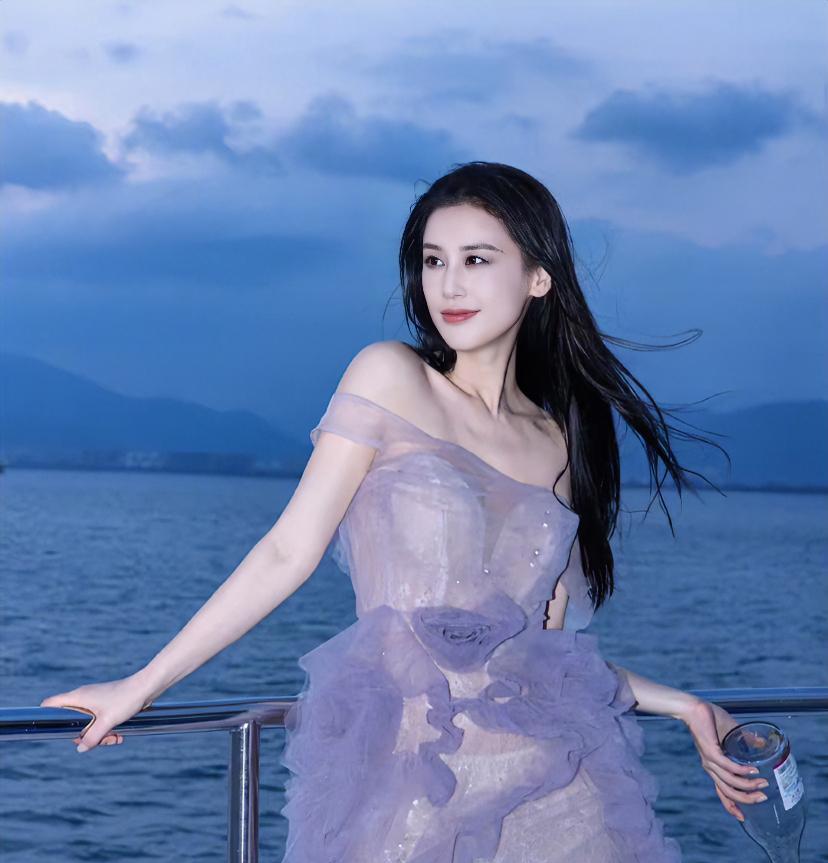 黄圣依已经很难再结婚了，原因很简单，不是因为她年纪大，也不是因为她还爱杨子，