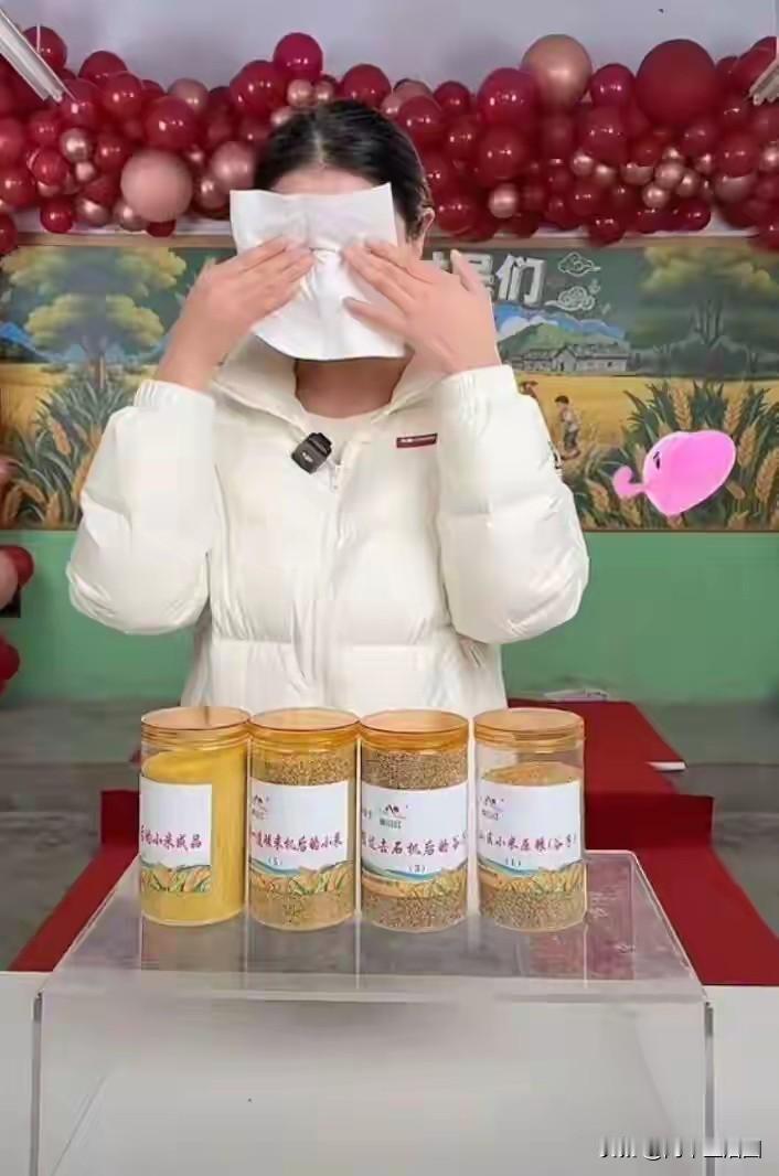 今天抖音直播最火的莫过于河南李福贵，谁能想到，开播刚不久，直播间直接冲到10万人