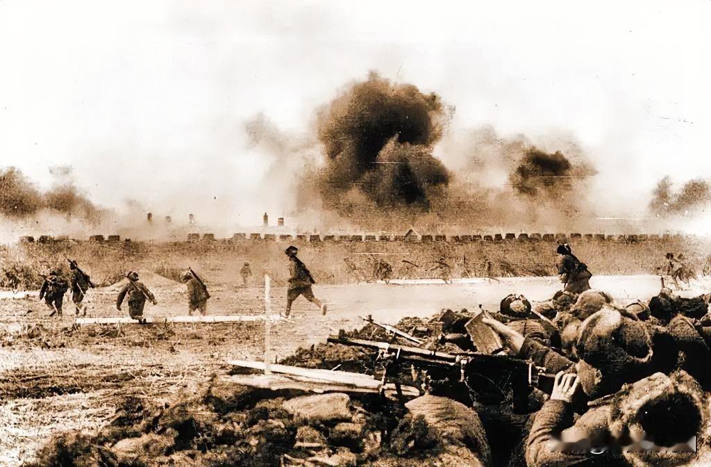 因为在这之前所有的打法都是日军一路追击，从淞沪到南京，再到徐州会战，再到武汉会战