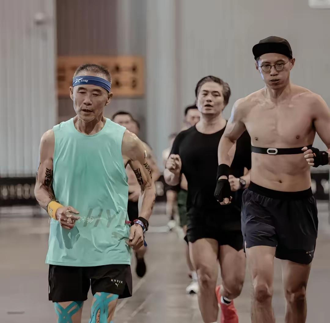 王石这次，是真该听劝了。​​8月1—2日，王石参加了成都HYROX全球综合体能