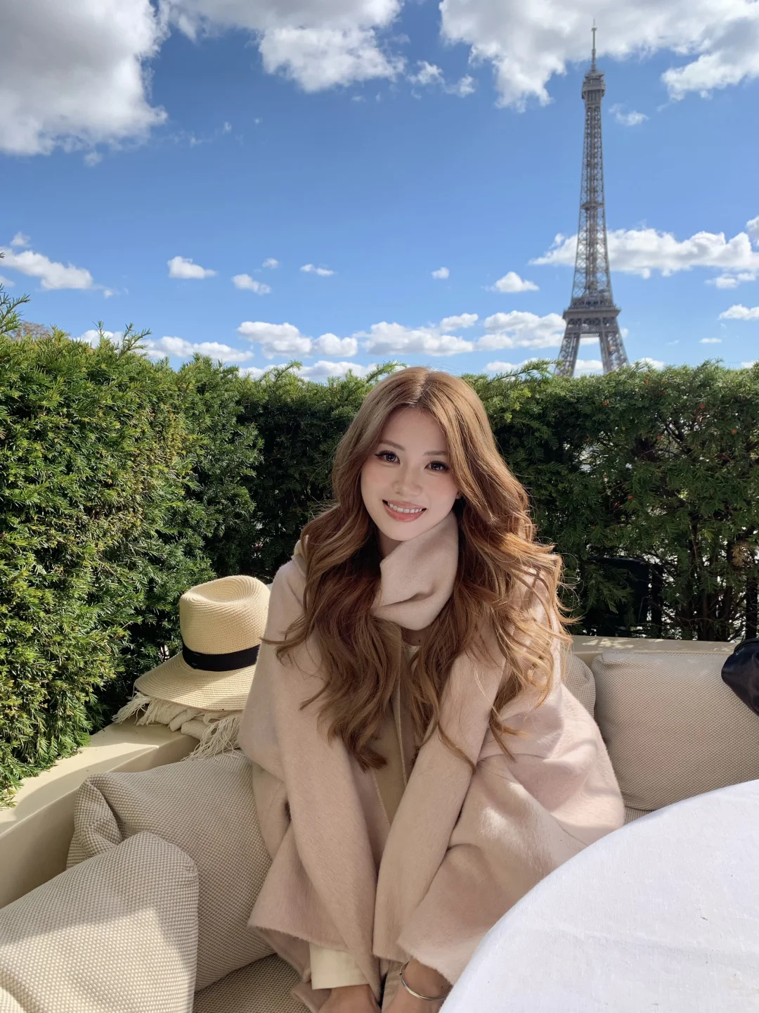 Bonjour  paris.