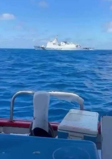 8月20日，3艘中国海警船驱逐日船，台湾省渔民热泪盈眶欢呼！据日本媒体报道