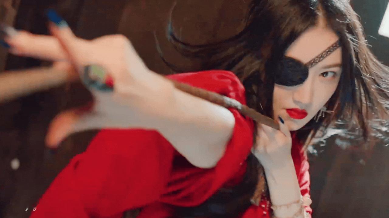 景甜|景甜孟千姿|景甜龙骨焚箱山鬼女王孟千姿又飒又酷，女王的战