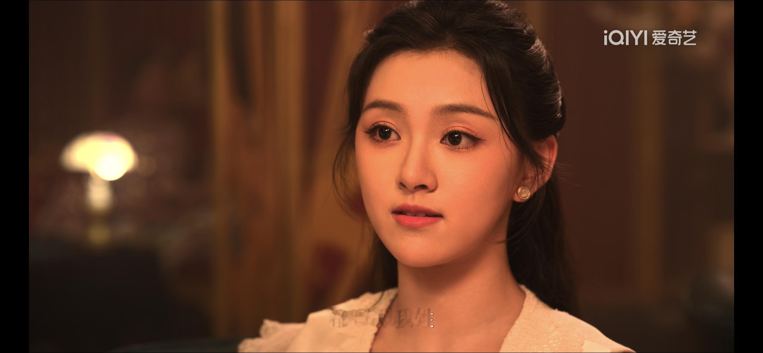#我不是大师首播反响#我看了两集《我不是大师》，感觉这剧还不错，剧情是江浙富少上官诚明（李现饰）在婚