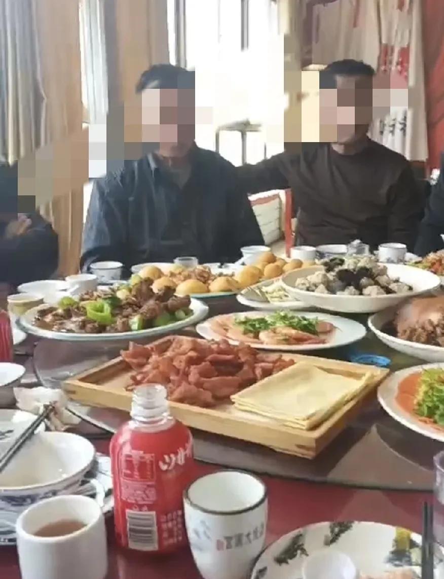 家住山东郯城县的，我表妹夫。今年刚满40岁，女儿马上高考了，可是他再也看不到了。