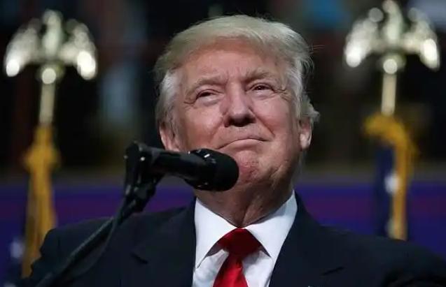 美国37万亿债务真相：航母舰队竟是全球买单