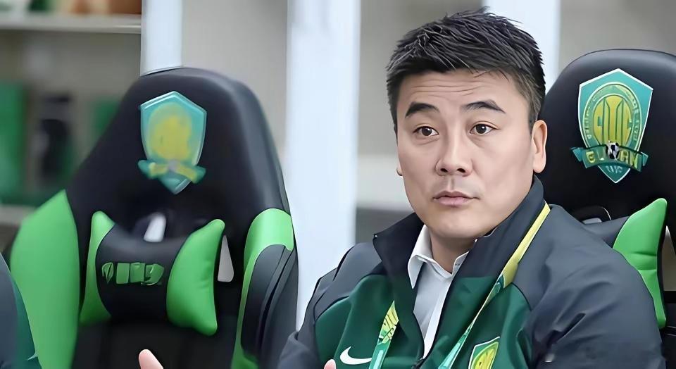 李明和涉案俱乐部总经理都被禁足五年。看来赛季初李明下课、马永明接手国安，都有隐情