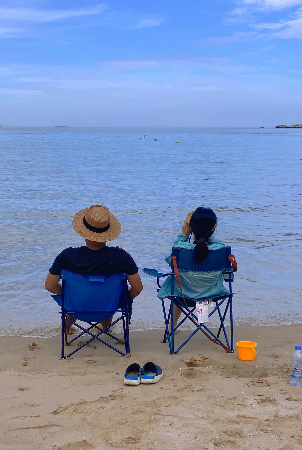 出轨不离婚，已经不稀奇了对爱情忠贞，正在沦为一种信仰。中年人的婚姻名存实亡，似