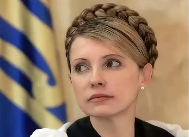 说来也巧，乌克兰战争打了快三年，原本最强硬、最抗拒妥协的政权，现在却很可能因为一