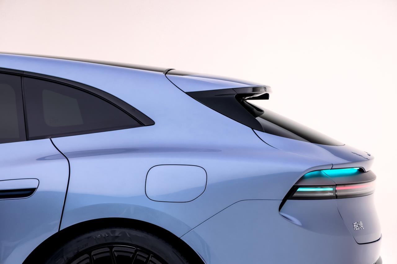 广汽这次是真下本了，启境GT7值不值得等？3月17日，启境品牌在广州南沙全球首