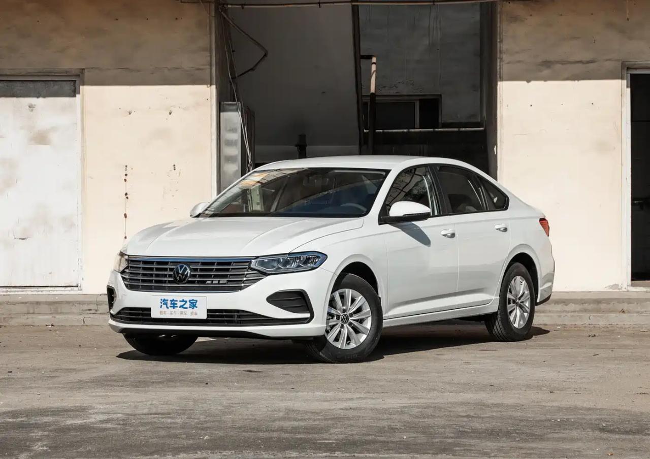 2026款朗逸真的皮实耐用，家用闭眼选吗？为啥这么多家庭买车，绕来绕去还是看